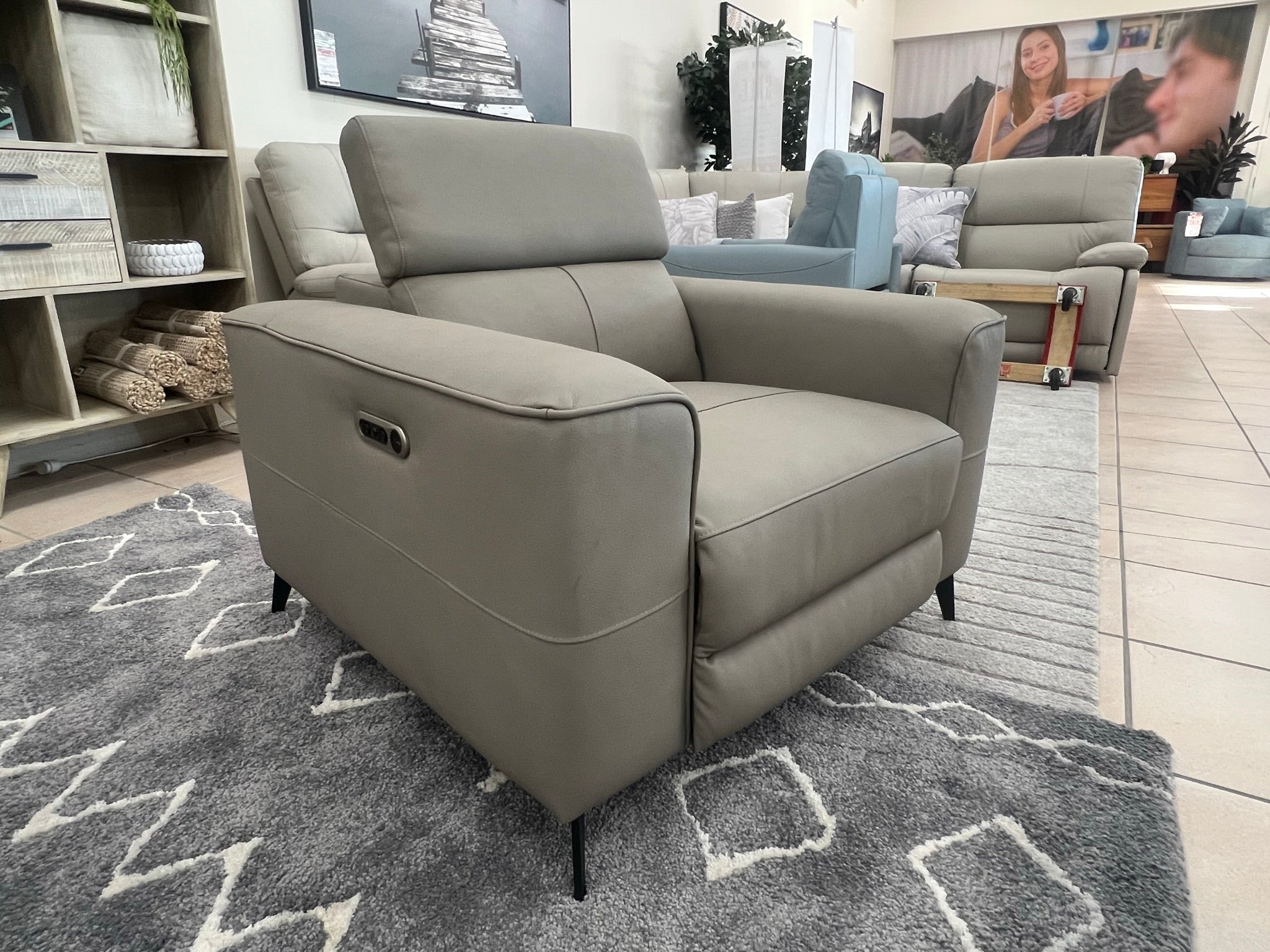 Luisa 2 + 1 + 1 Leather Recliner Package in Taupe Grey