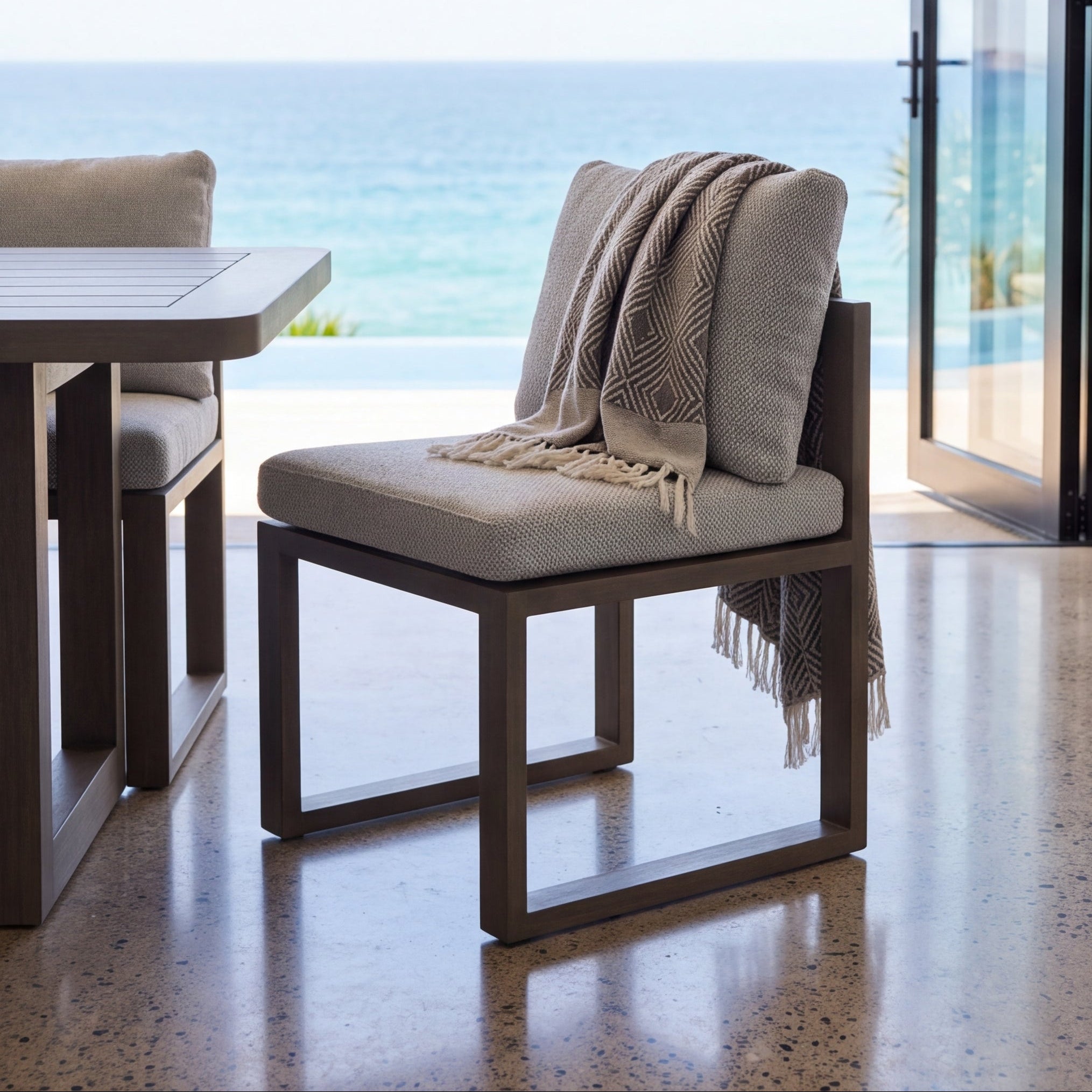 Trinidad 9 Piece Outdoor Dining Package