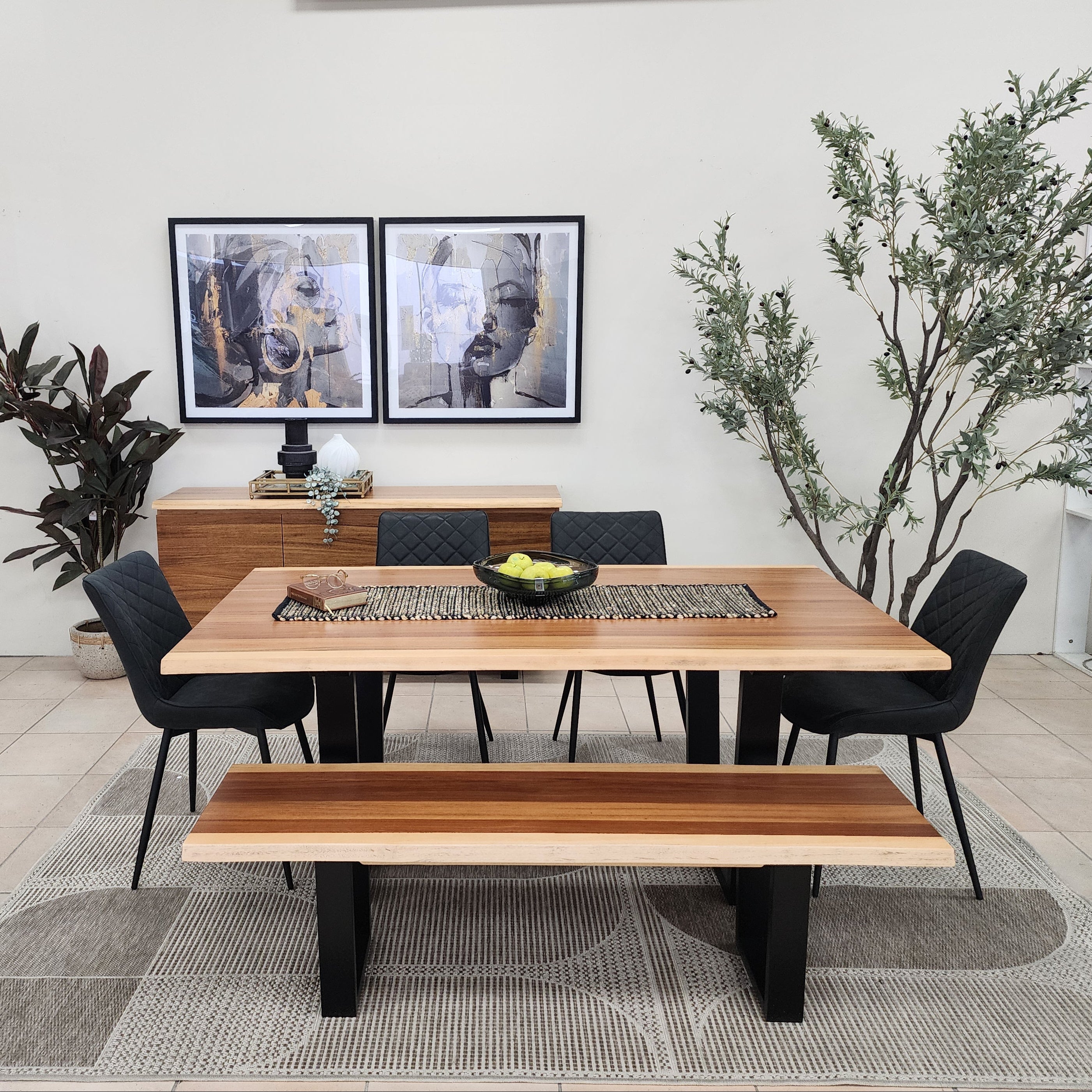 Highland Blackwood 6 Piece Dining Package