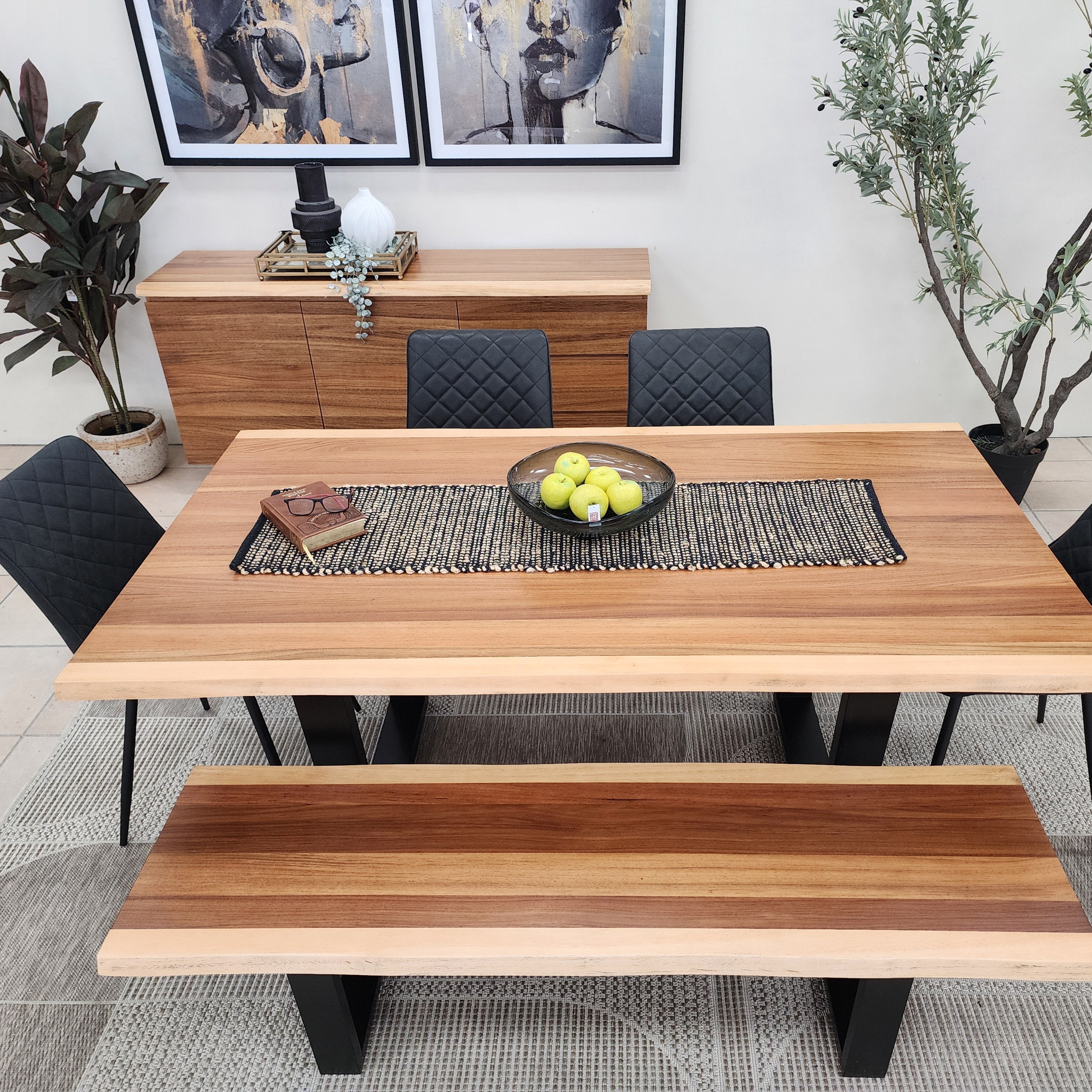 Highland Blackwood 6 Piece Dining Package