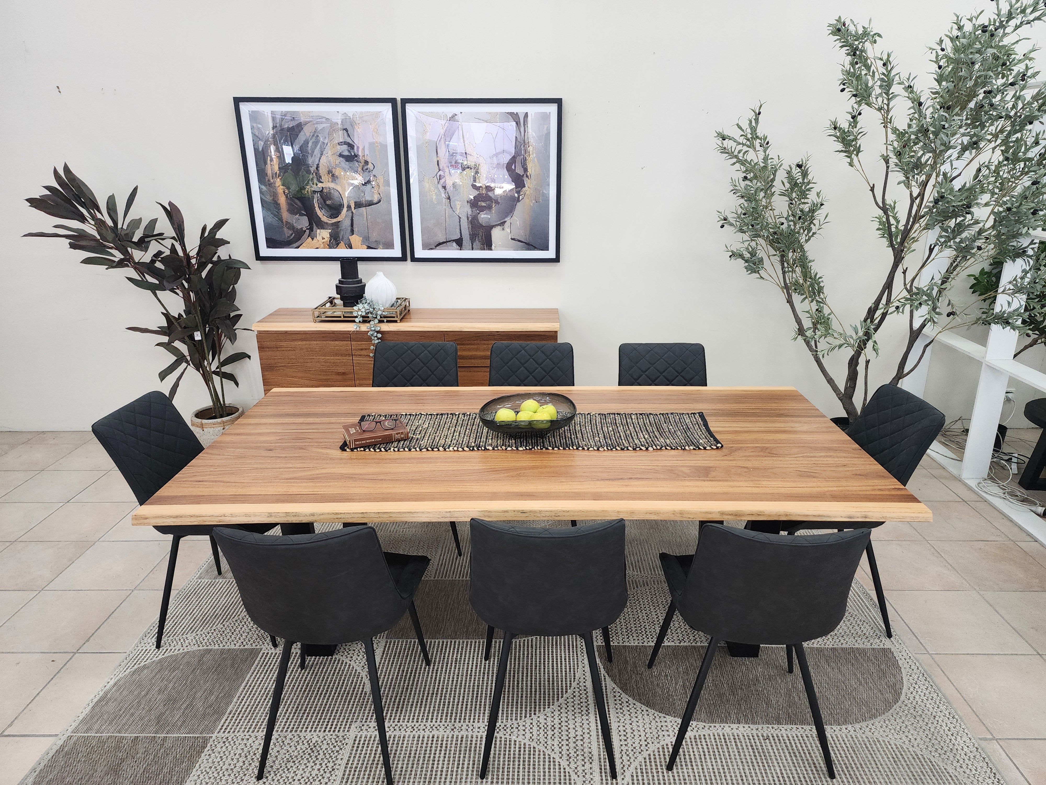 Highland Blackwood 9 Piece Dining Package