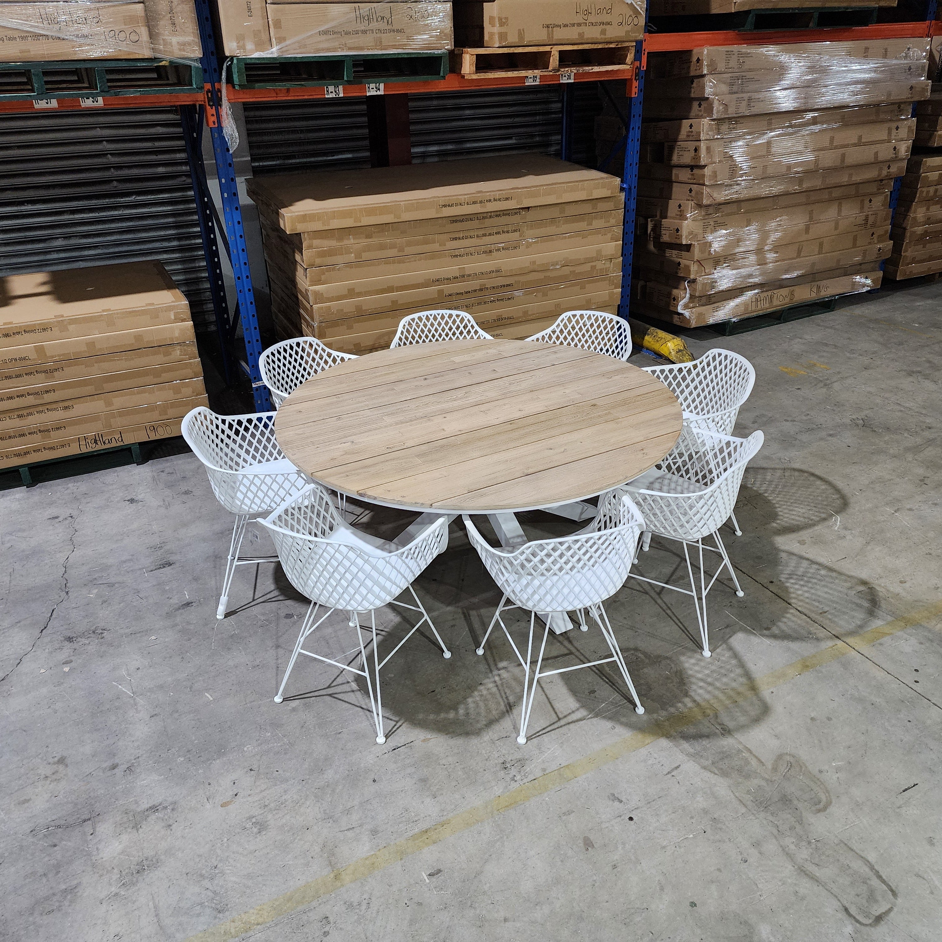 Aro 9 Piece Round Outdoor Package