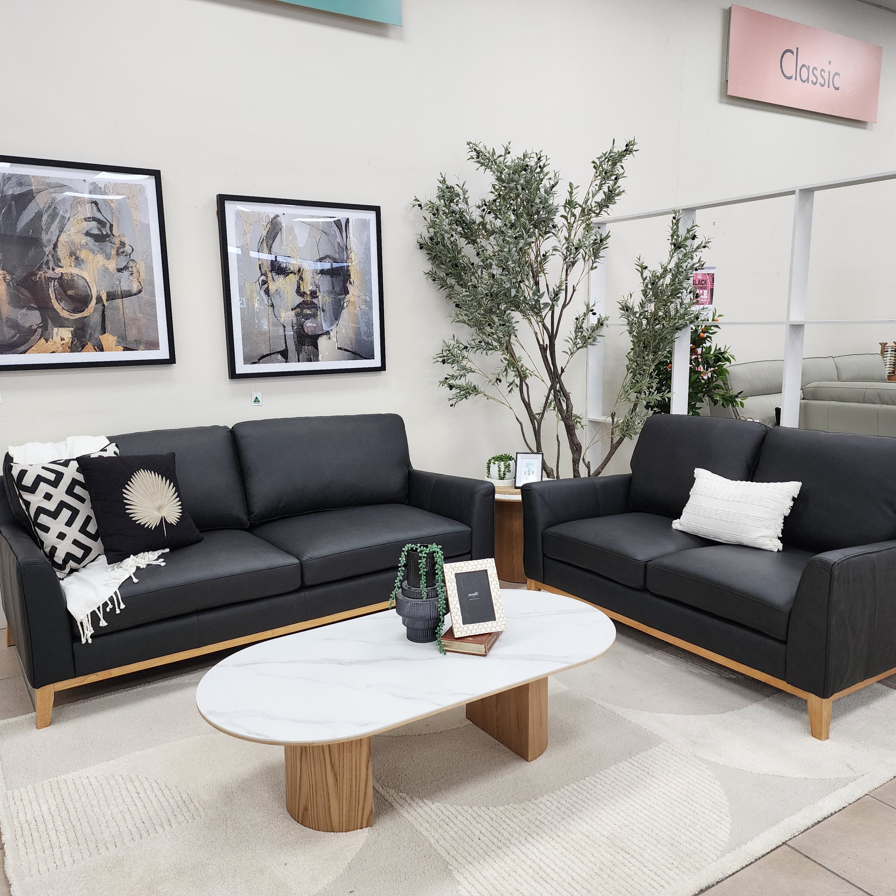 Carson 3+2 Package in Black Leather