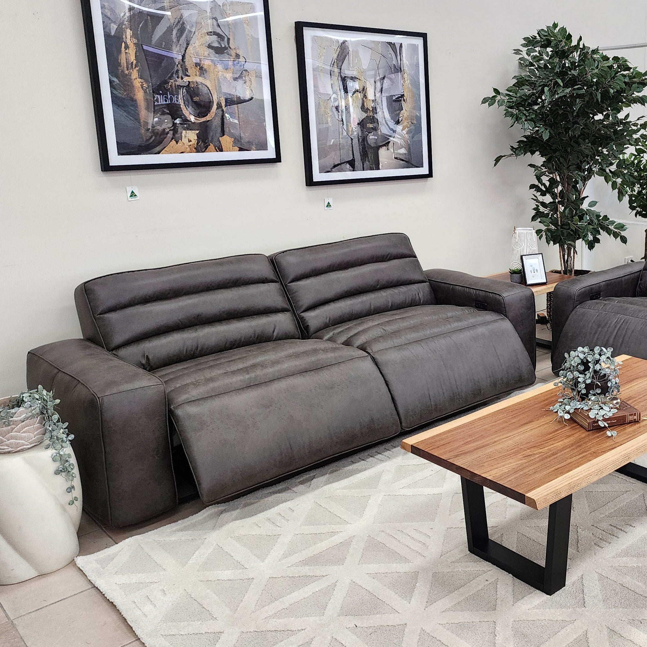 Hollywood 3 Seater With Electric Recliners In Grey