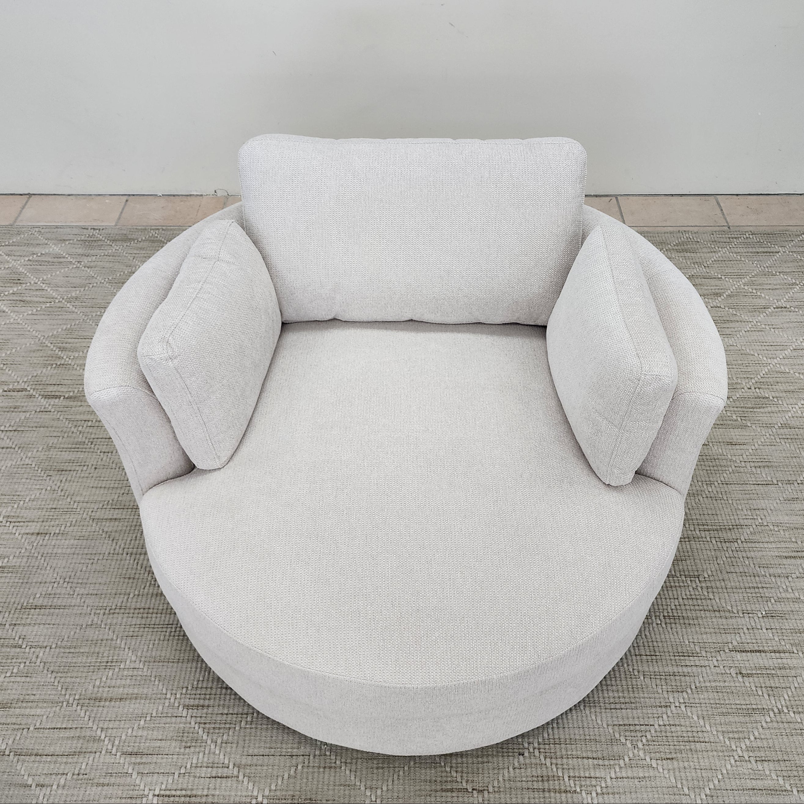 Oversized Cloud Soft Cuddle Chair In Natural Upholstery