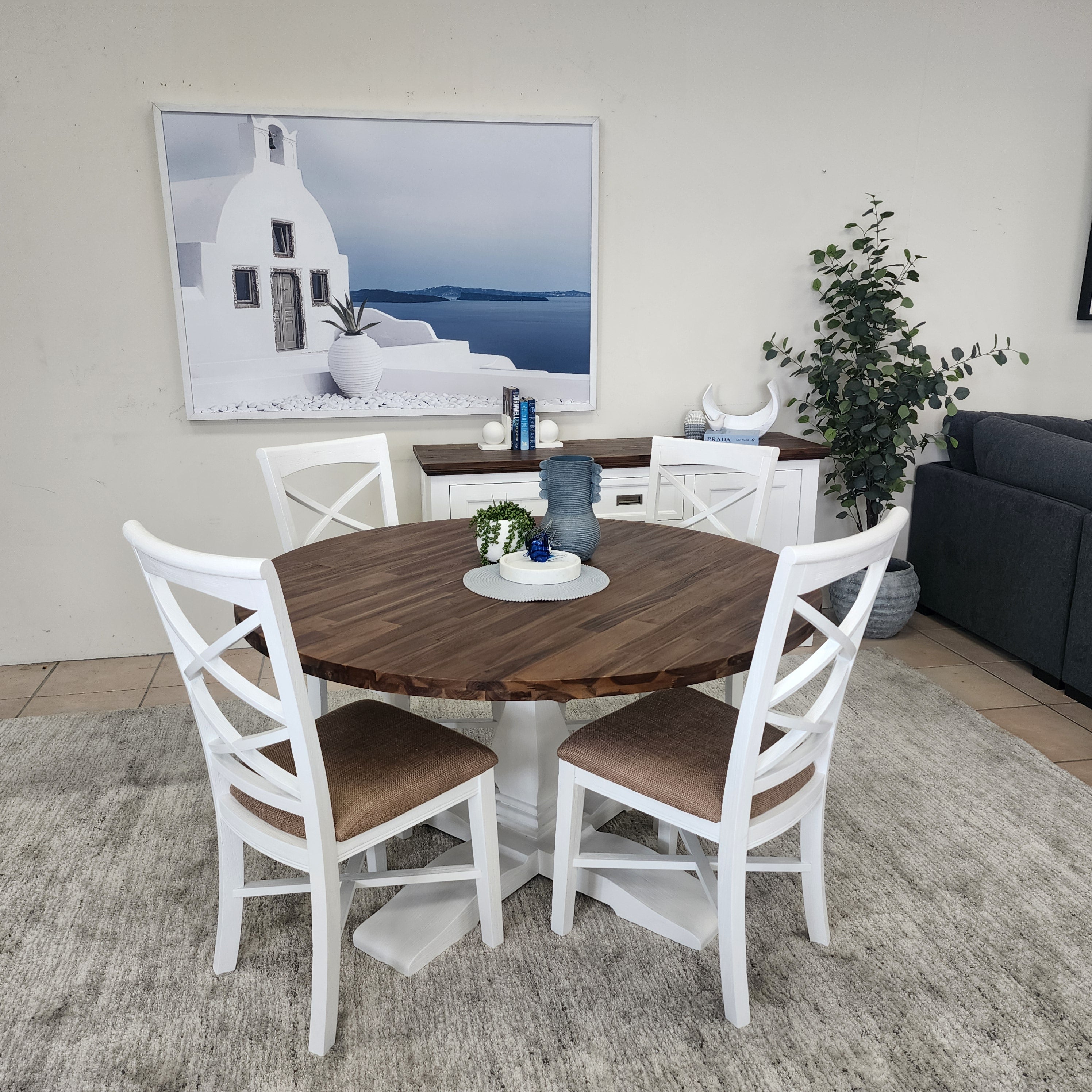Hamptons Round Dining Package