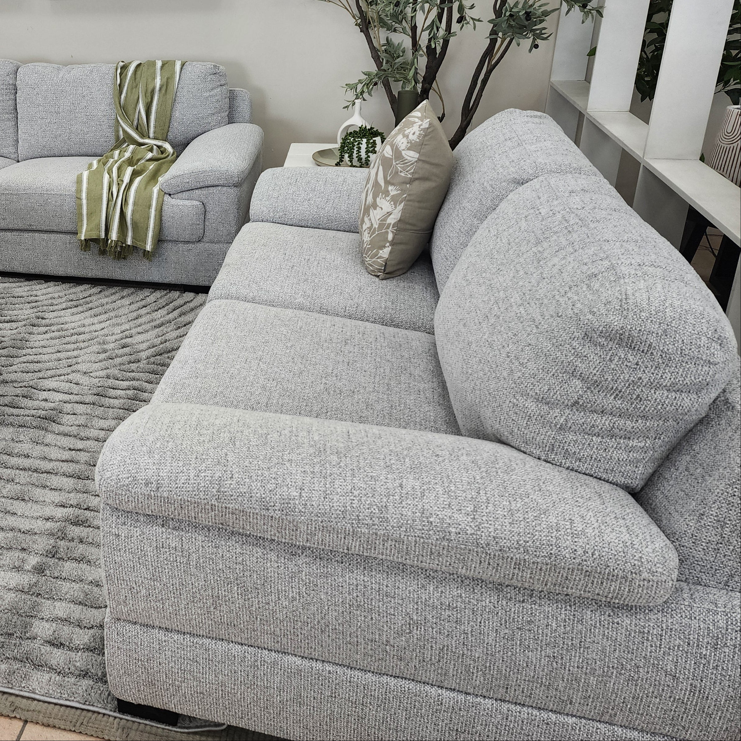 Antonio 2 Seater Sofa In Light Grey