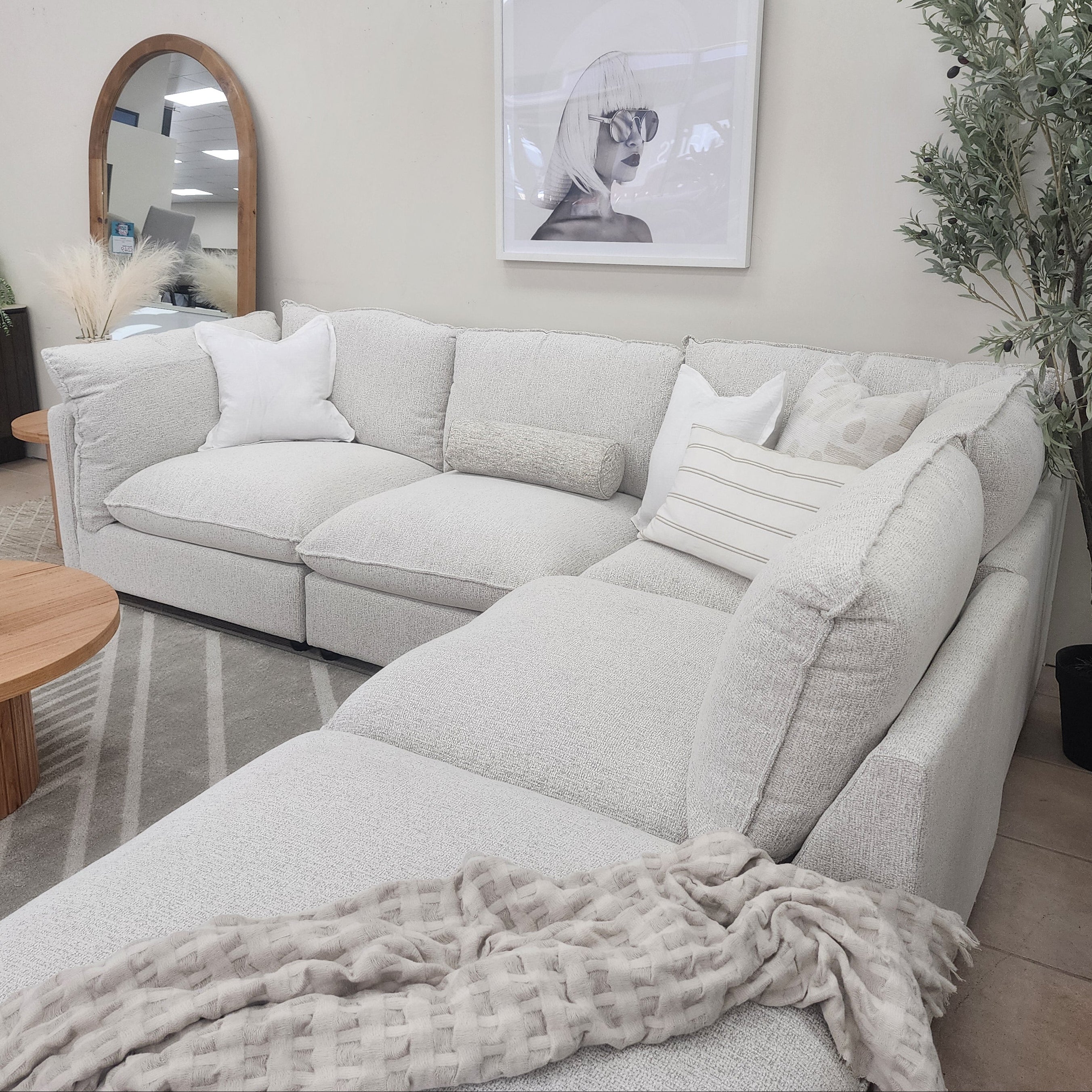 Jupiter Right Hand Chaise In Natural