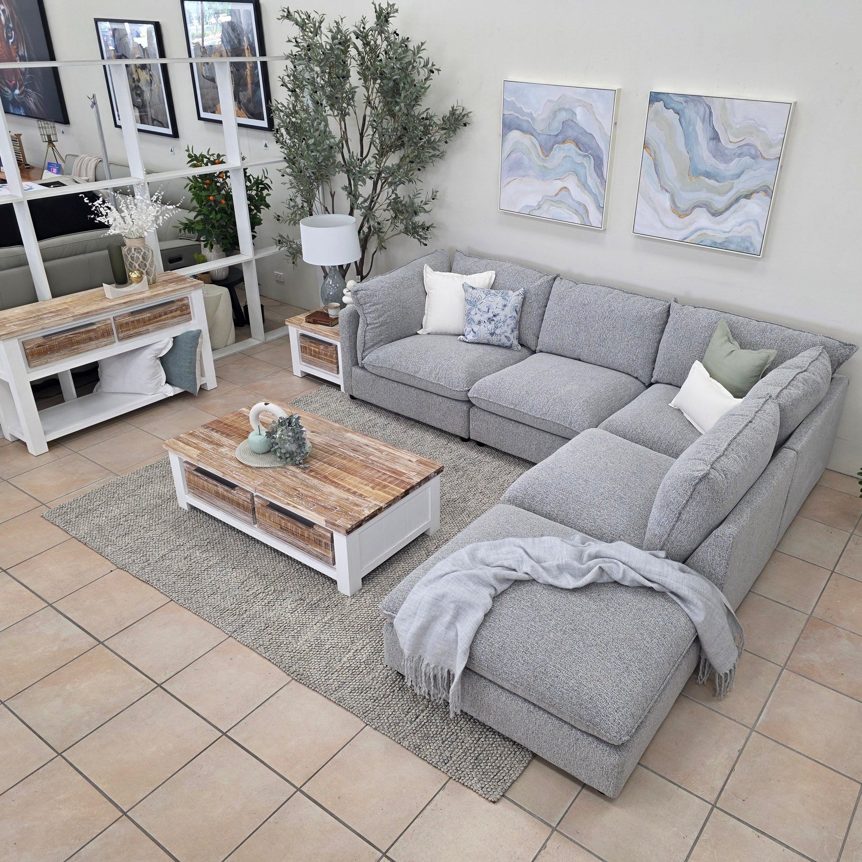 Jupiter Right Hand Chaise In Grey