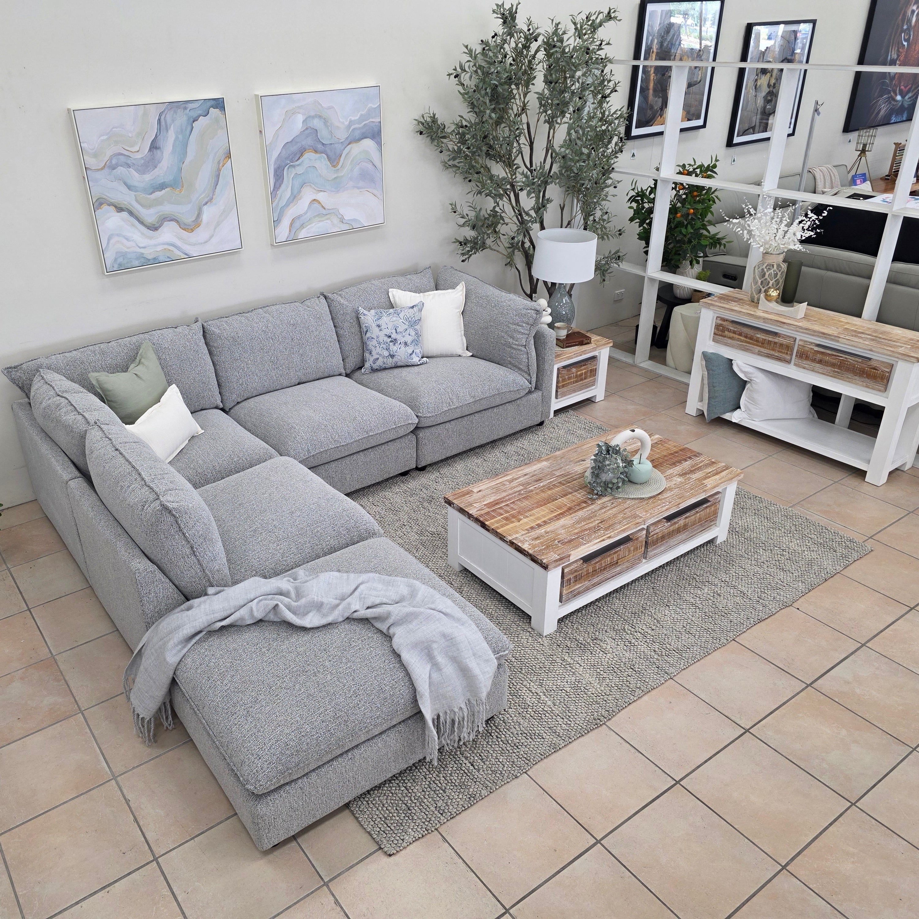 Jupiter Left Hand Chaise In Grey
