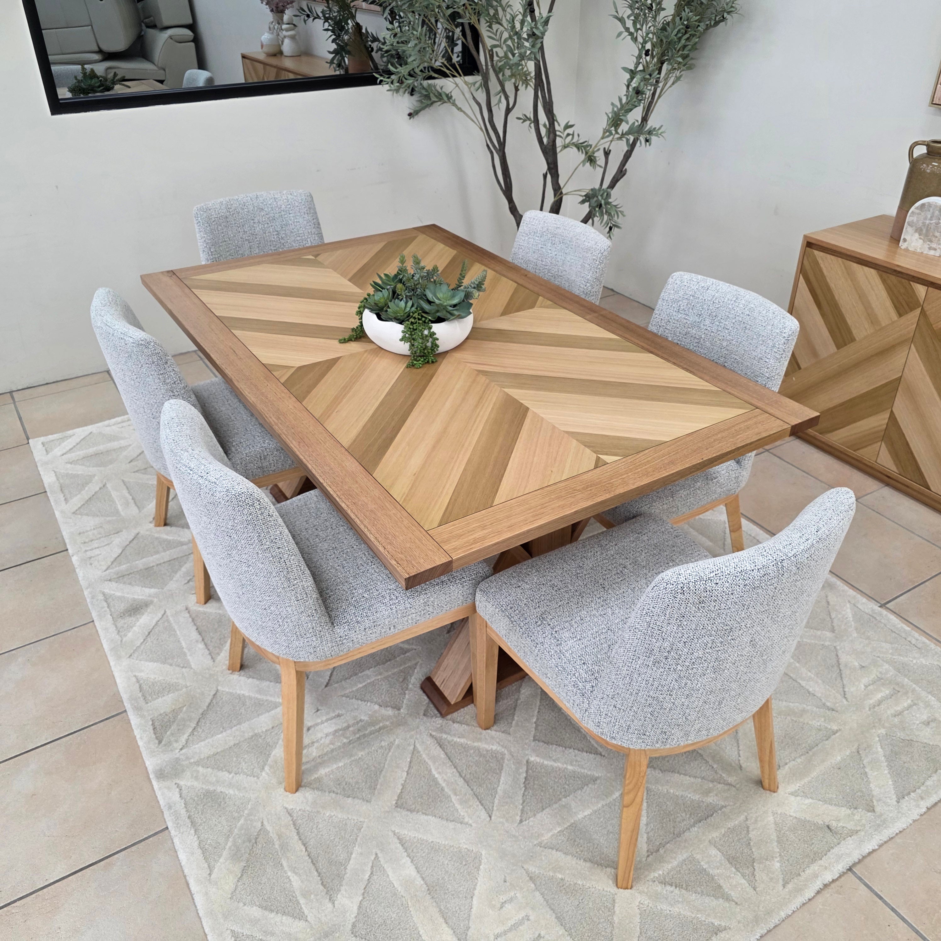 Southport 7 Piece 1.8m Dining Package