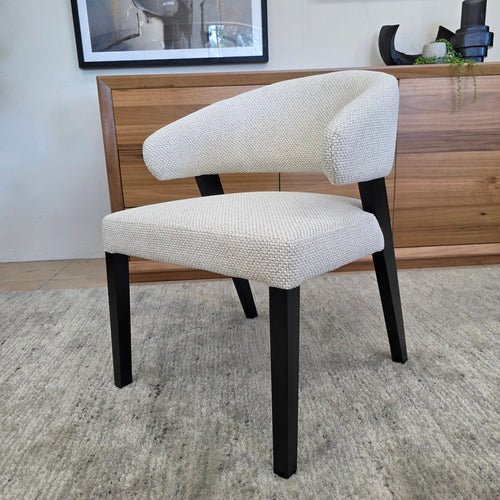 Layton Dining Chair With Black Leg & Natural Upholstery