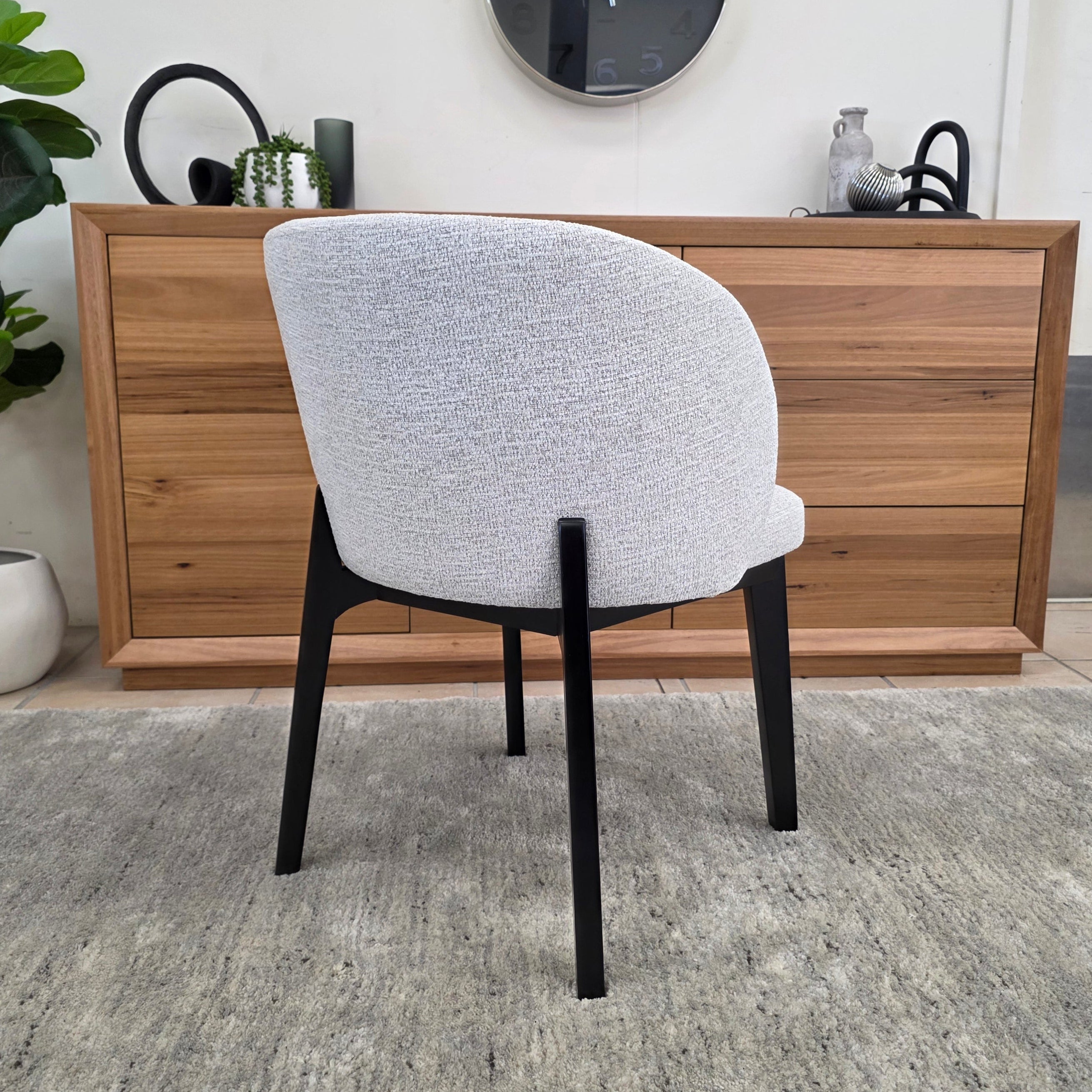 Settler Dining Chair In Natural Fabric & Black Leg