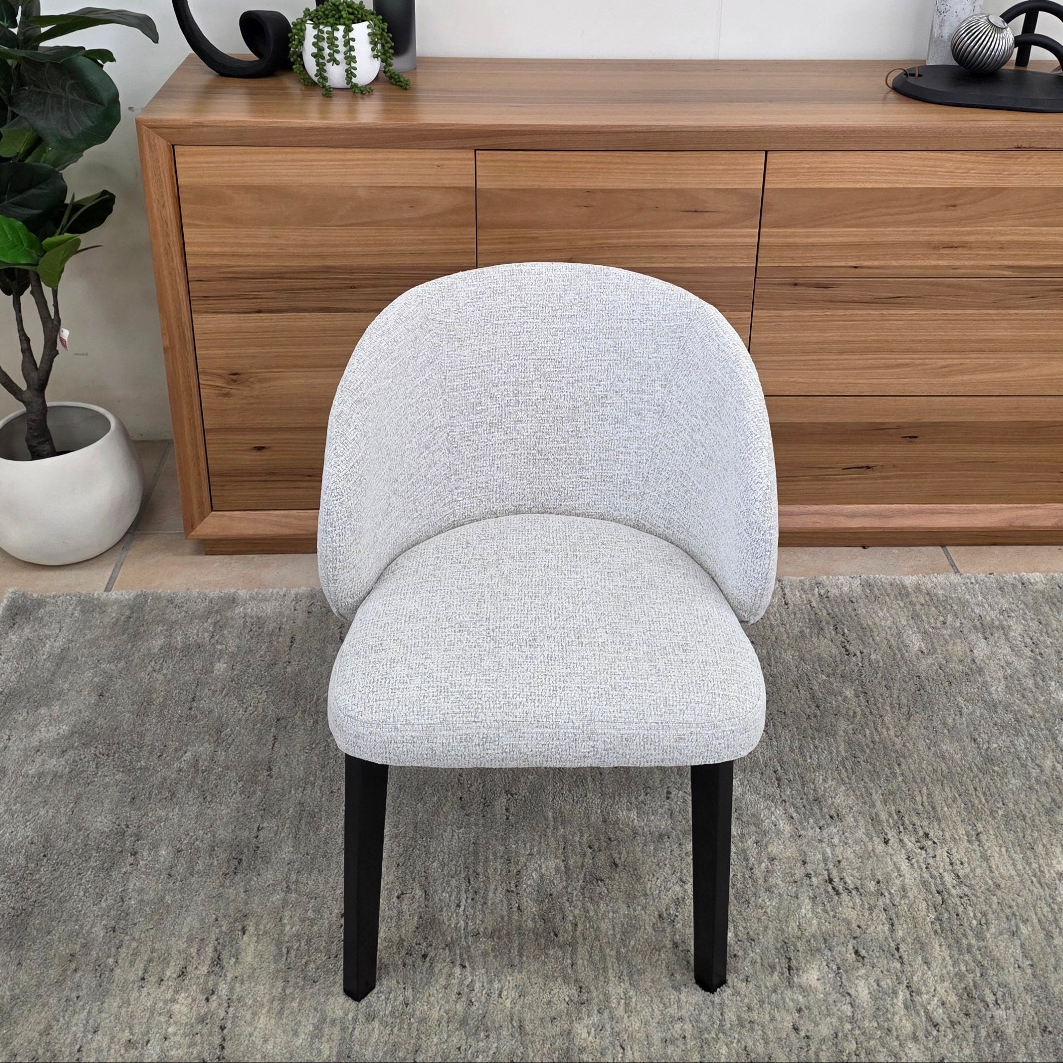 Settler Dining Chair In Natural Fabric & Black Leg