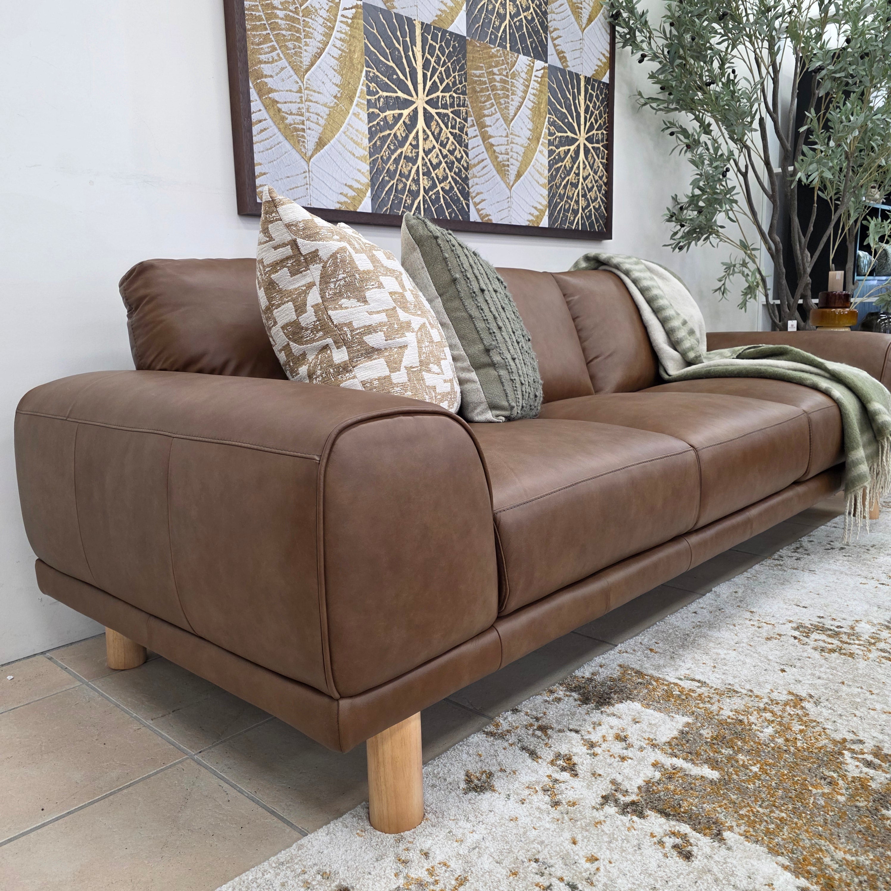Dutton 3 Seater In Chocolate Leather