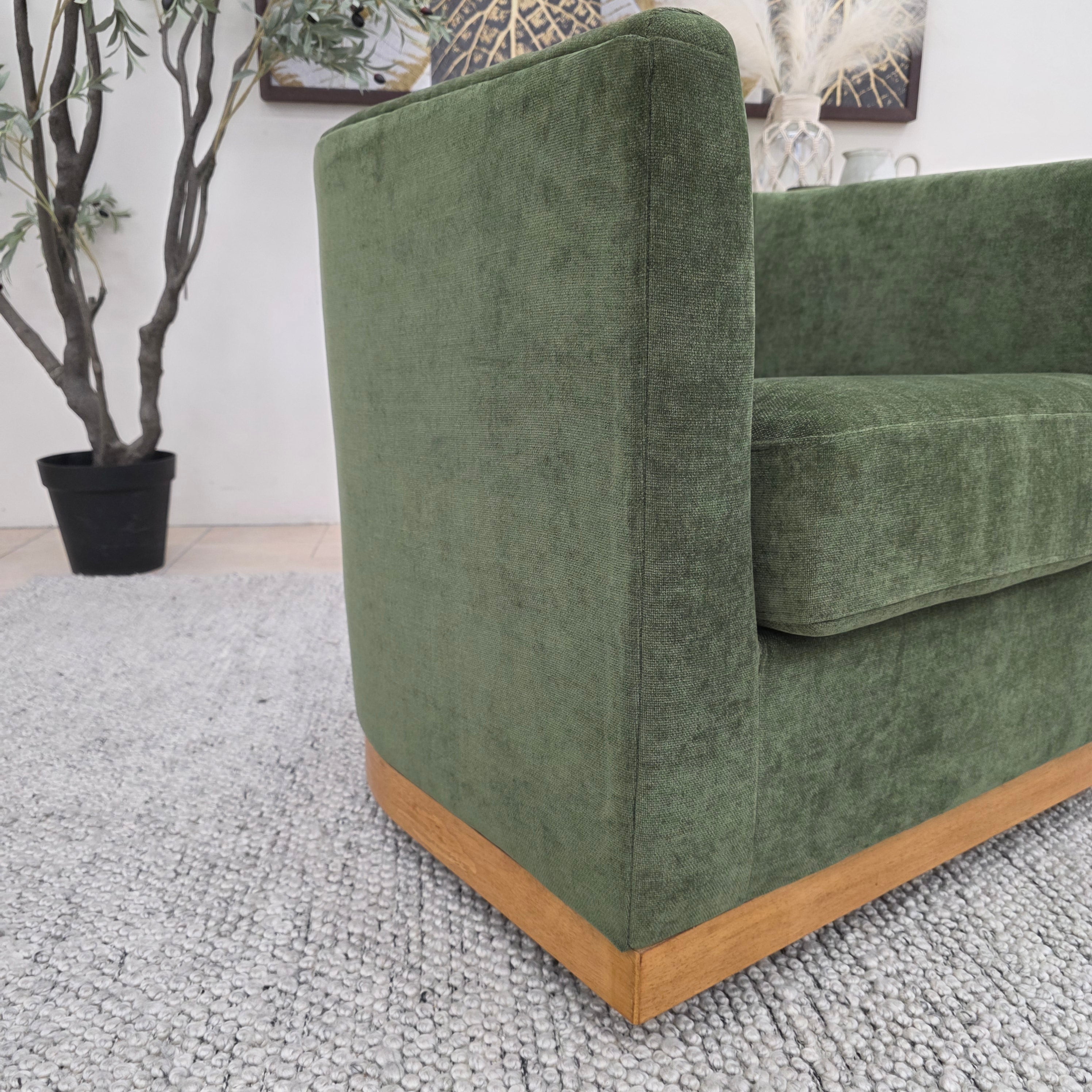 Steven Swivel Accent Chair