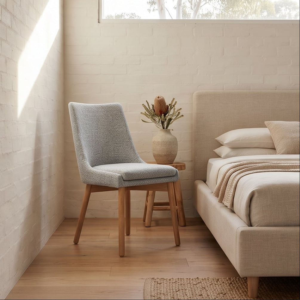 Milano Dining Chair In Light Grey With Oak Leg