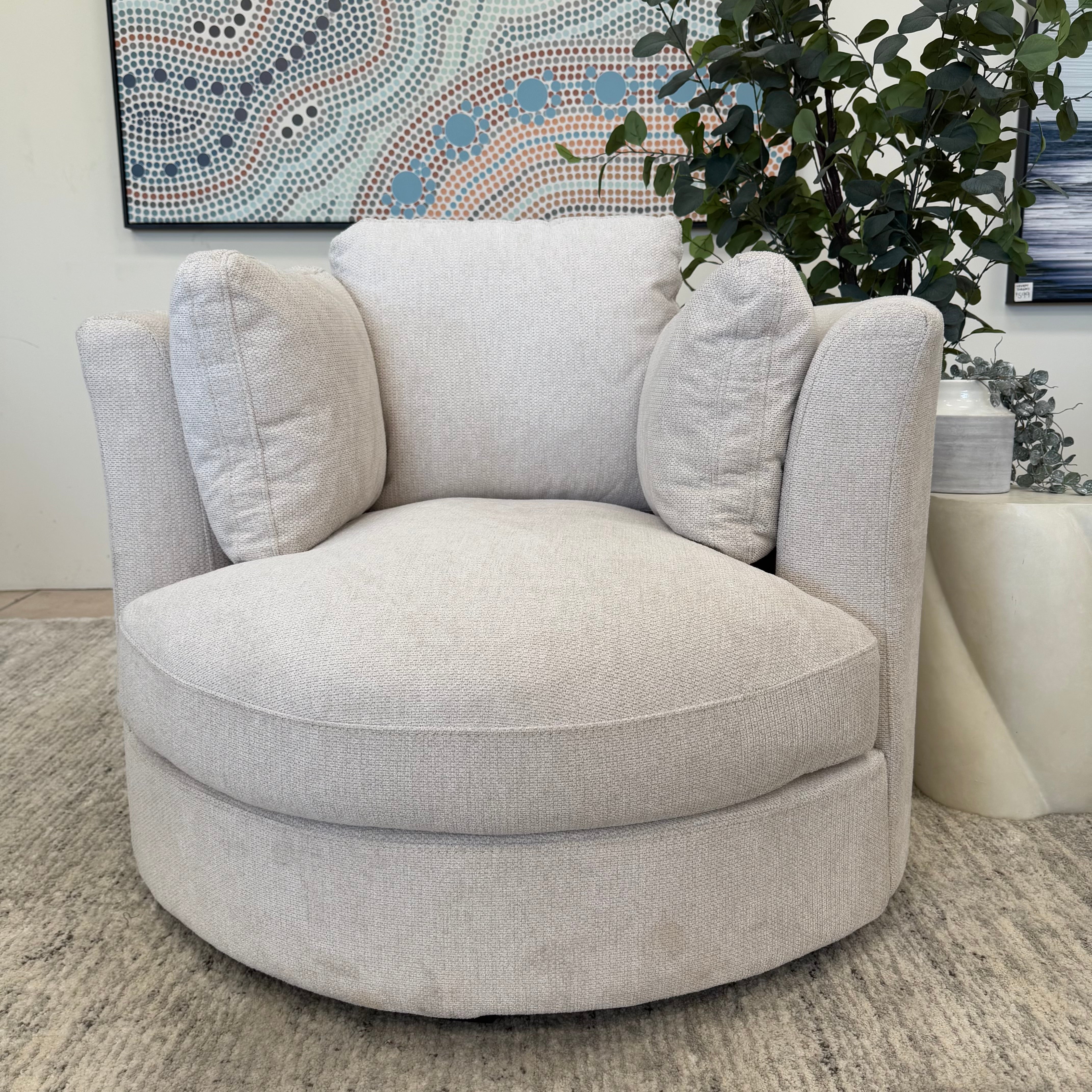 Cloud Soft Cuddle Chair In Natural