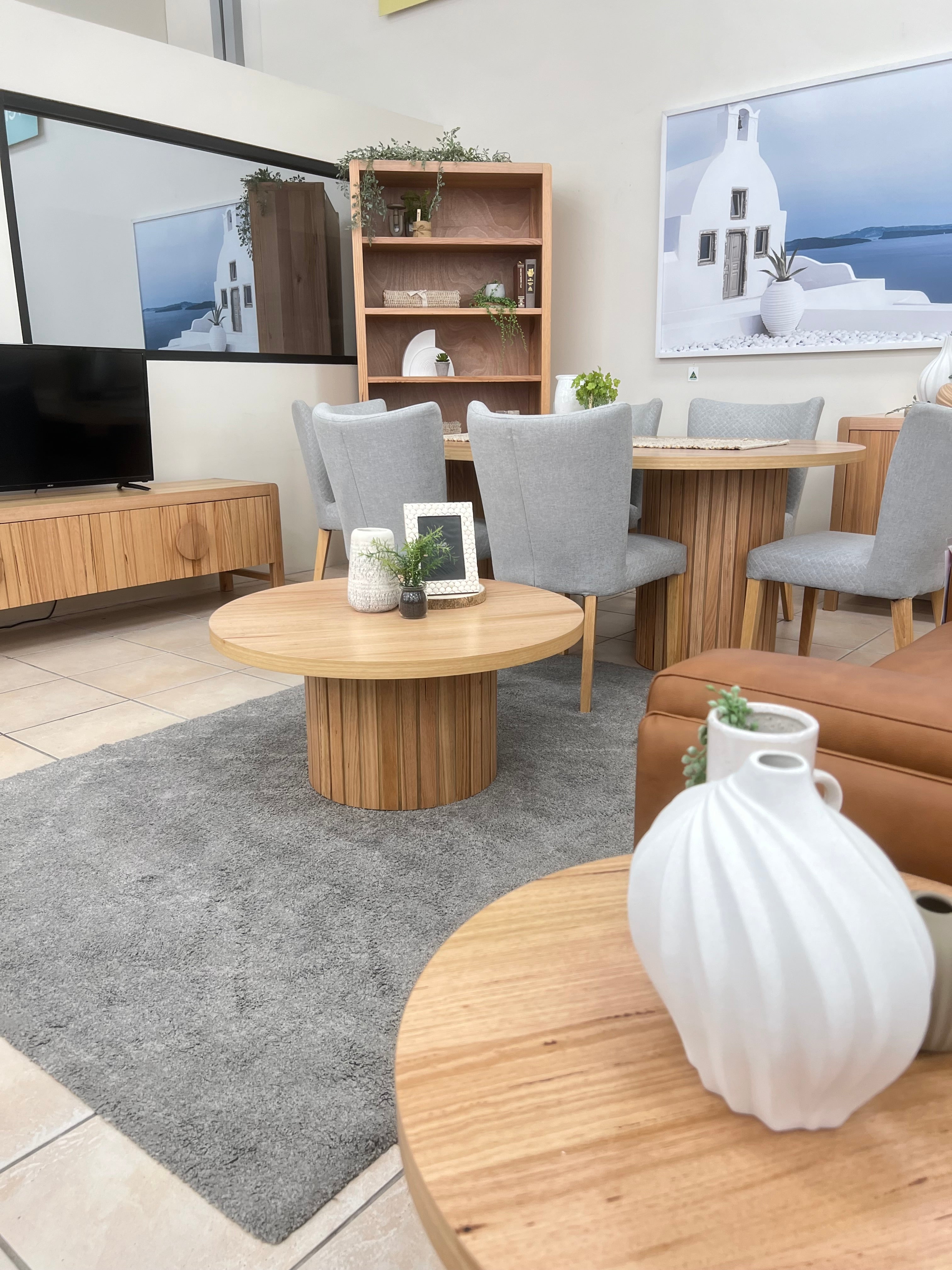 Hotel Kalinga Adirondack Chairs Kmart Chair Mat White Desk Chair