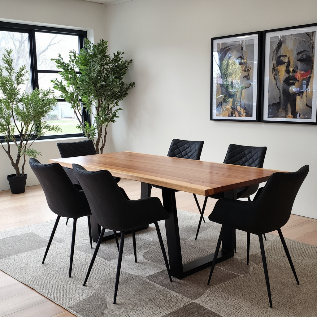 Highland Blackwood 7 Piece Dining Package