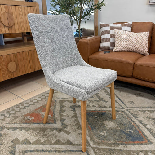 Milano Dining Chair In Light Grey With Oak Leg