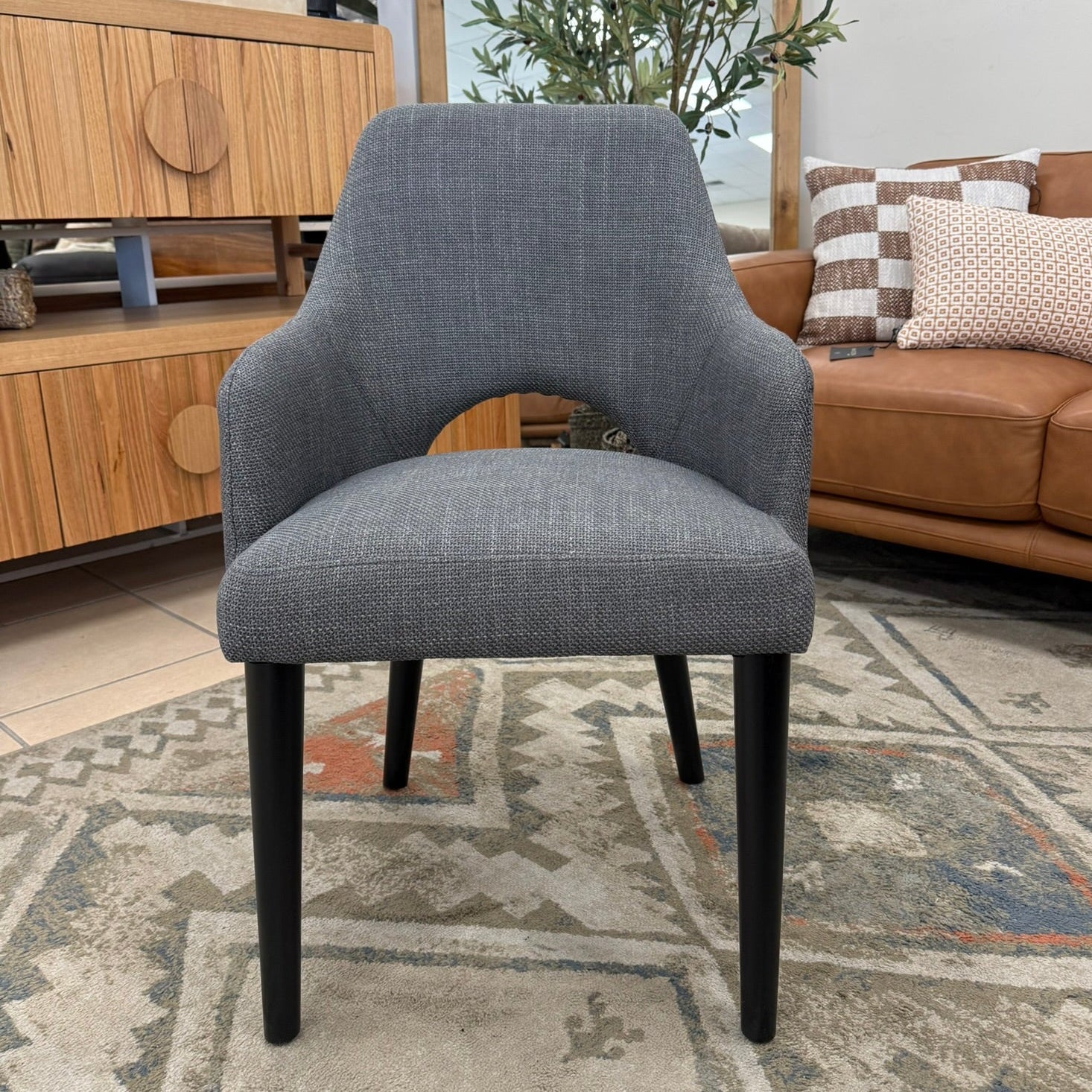 Clinton Dining Chair In Dark Grey With Black Leg
