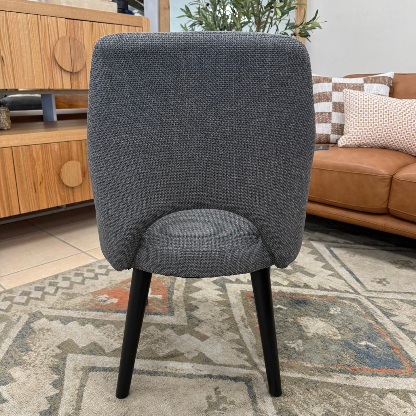 Clinton Dining Chair In Dark Grey With Black Leg