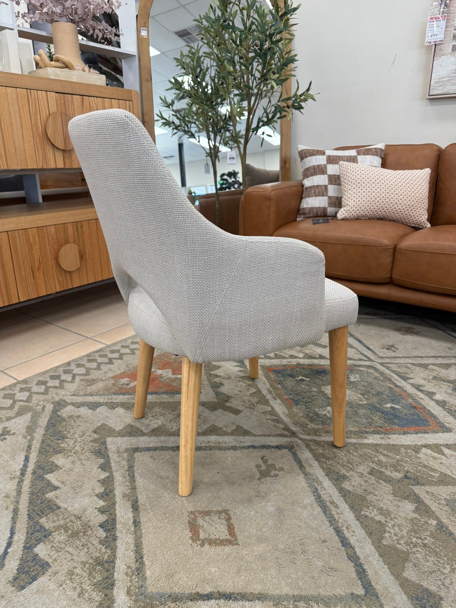 Clinton Dining Chair In Natural With Oak Leg