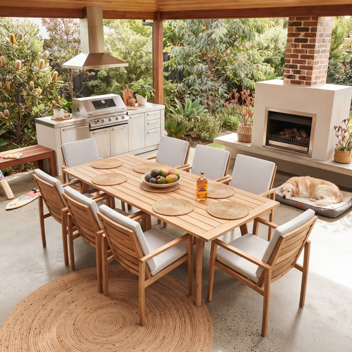 Sawyer 9 Piece Outdoor Dining Package