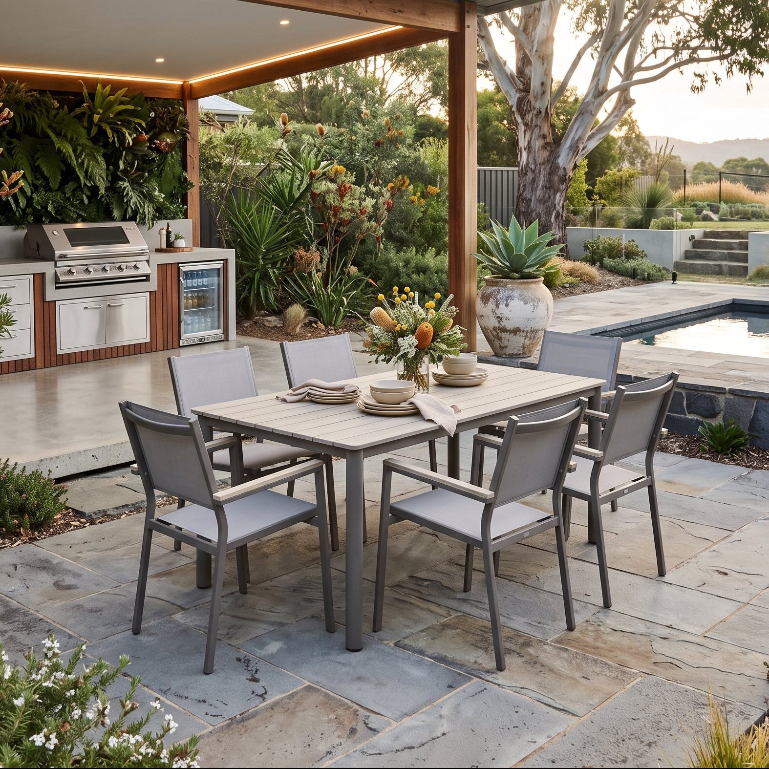 Sebastian 7 Piece Outdoor Package