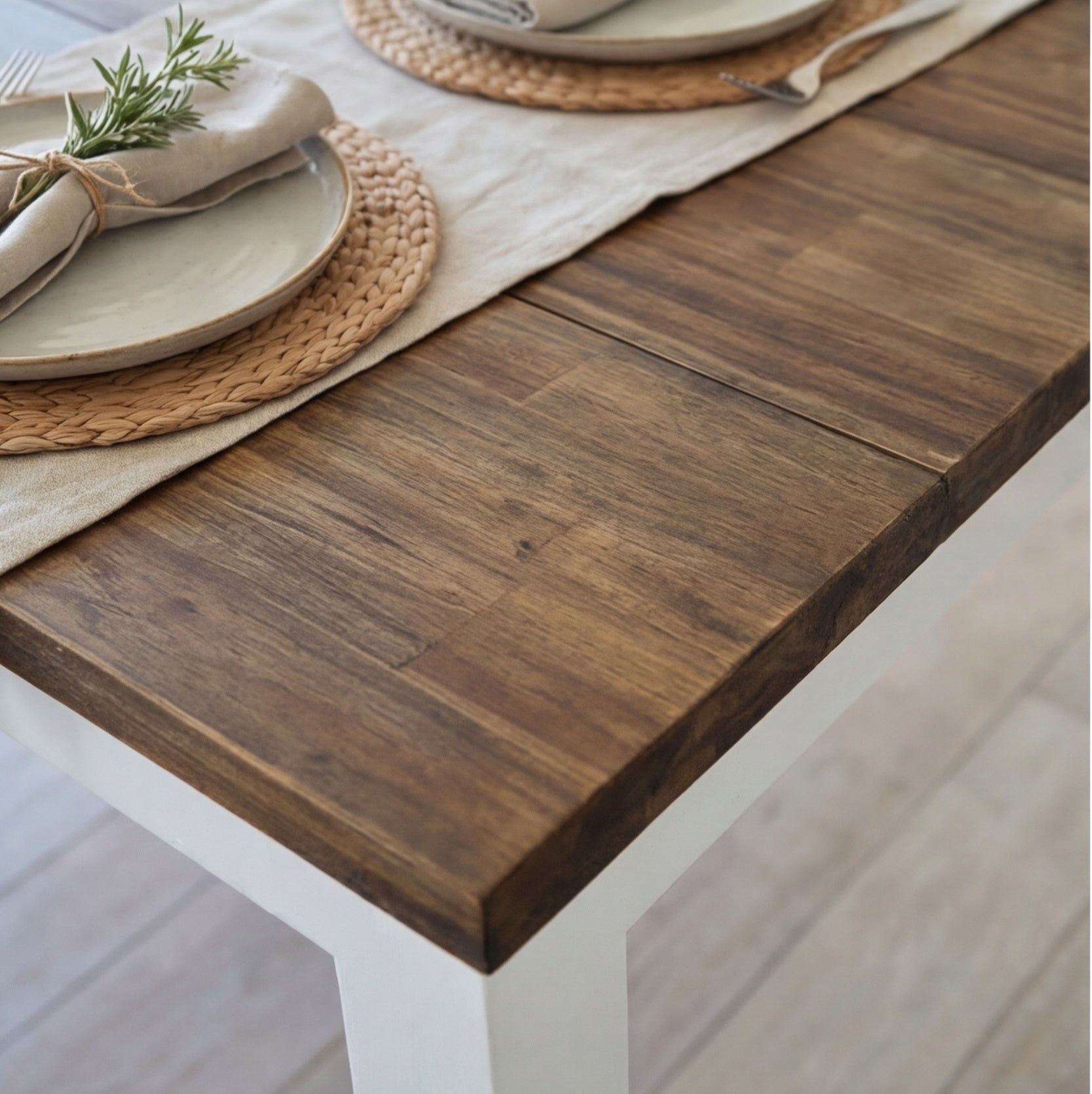 Hamptons 2250 Dining Table