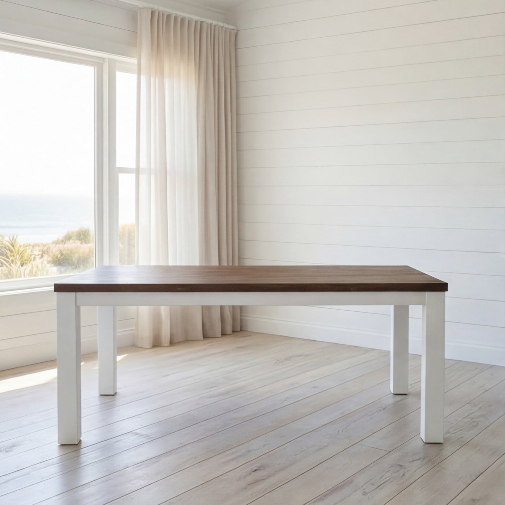 Hamptons 2250 Dining Table