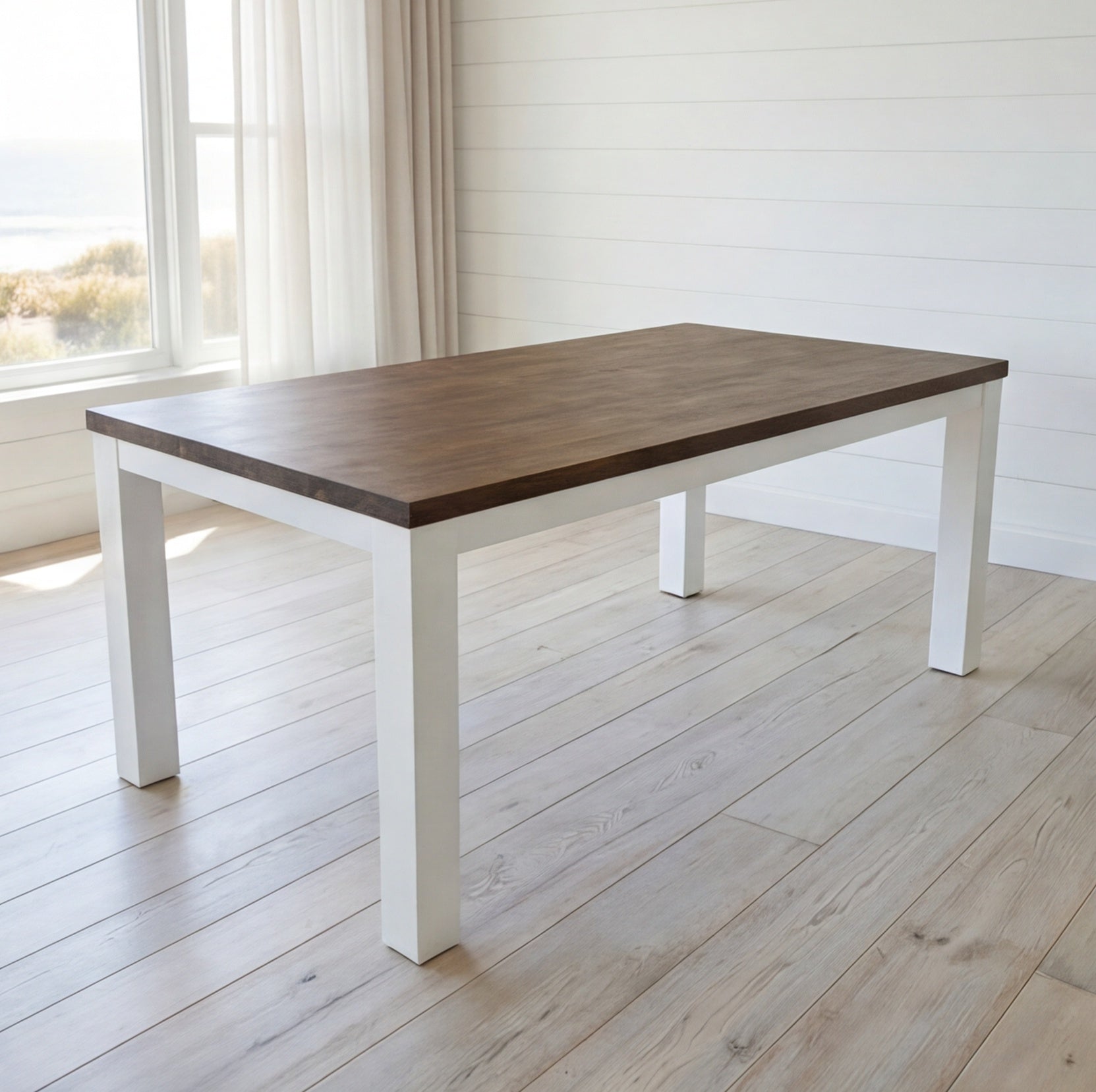 Hamptons 2250 Dining Table