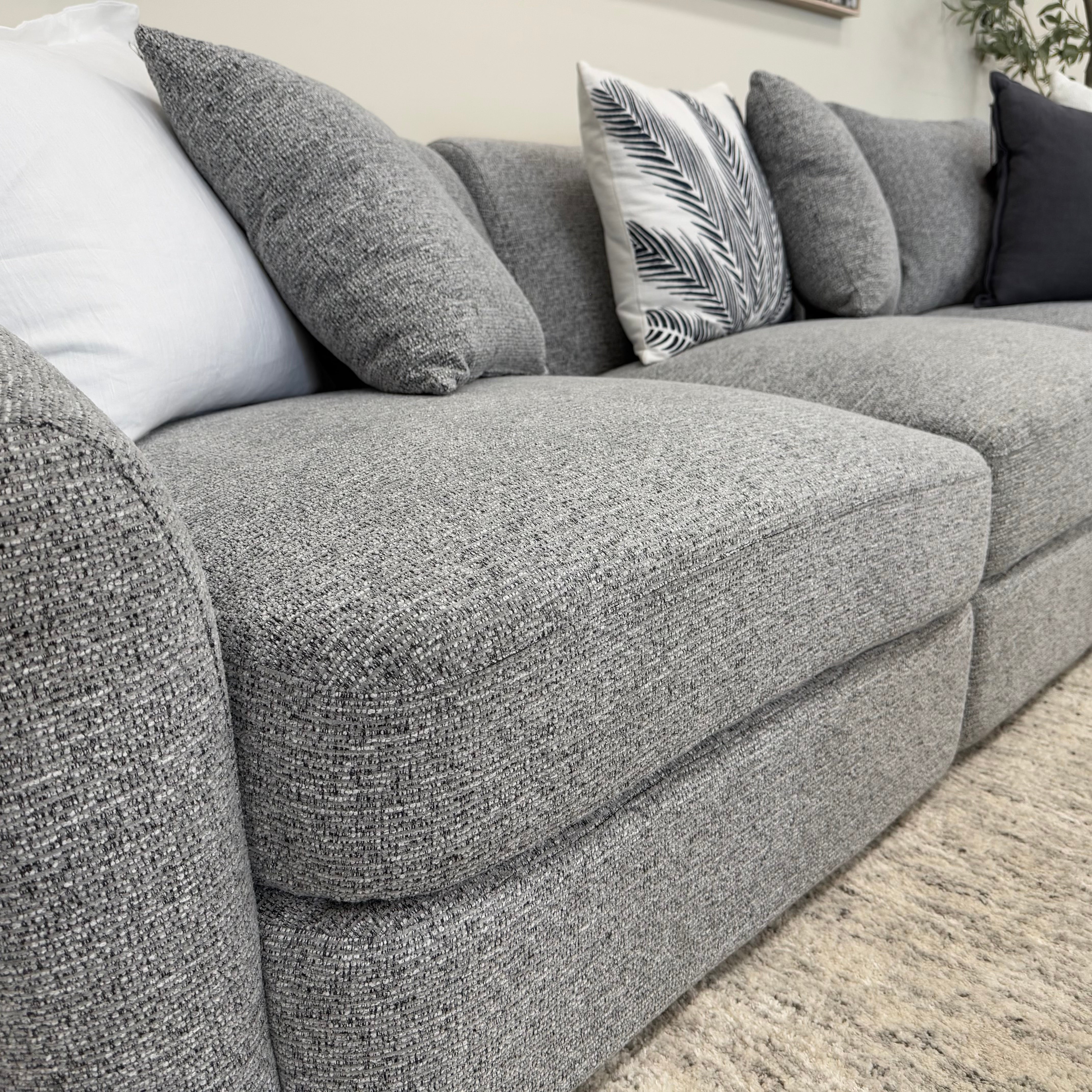 Crescent Corner Lounge In Grey