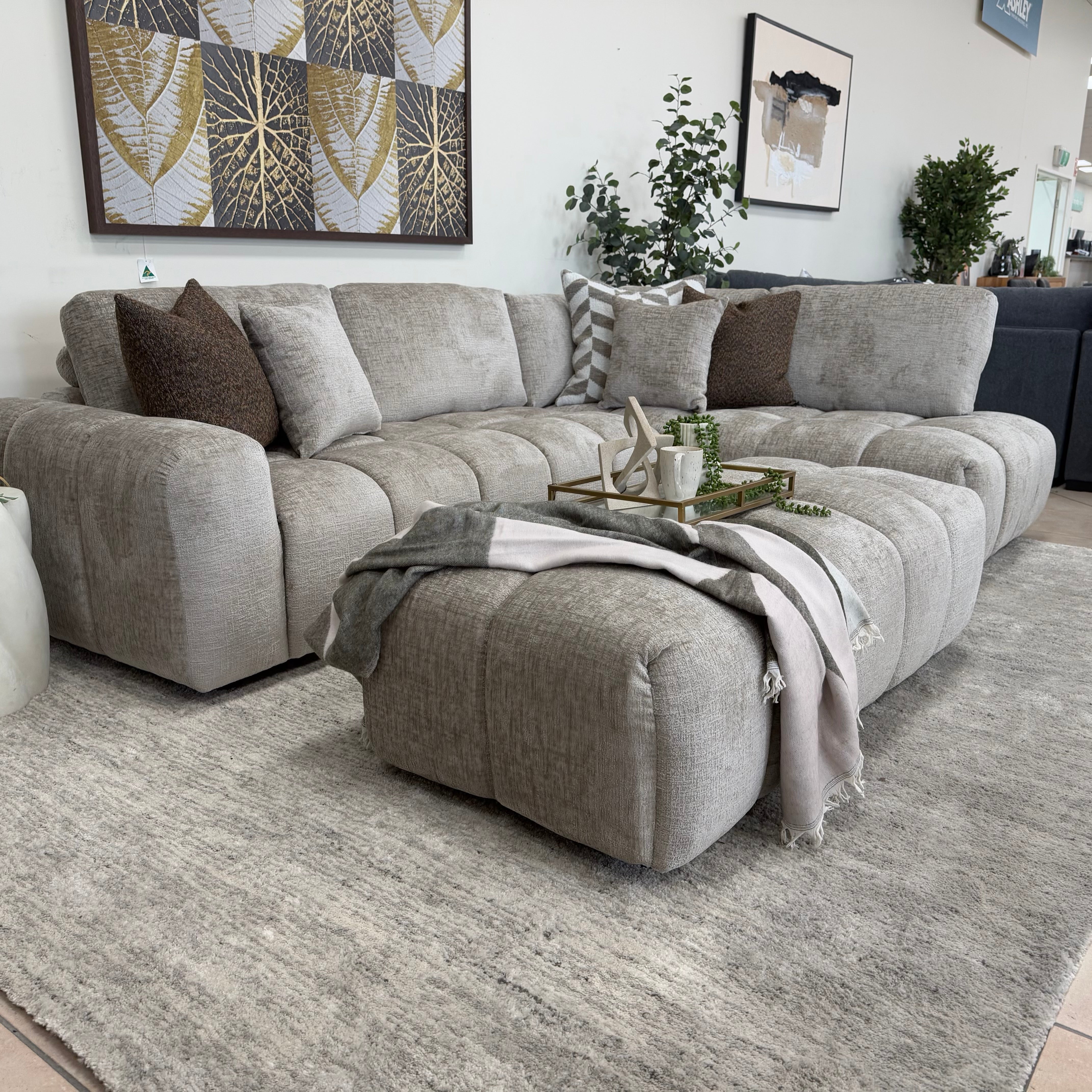 Bubble Right Side Chaise In Taupe