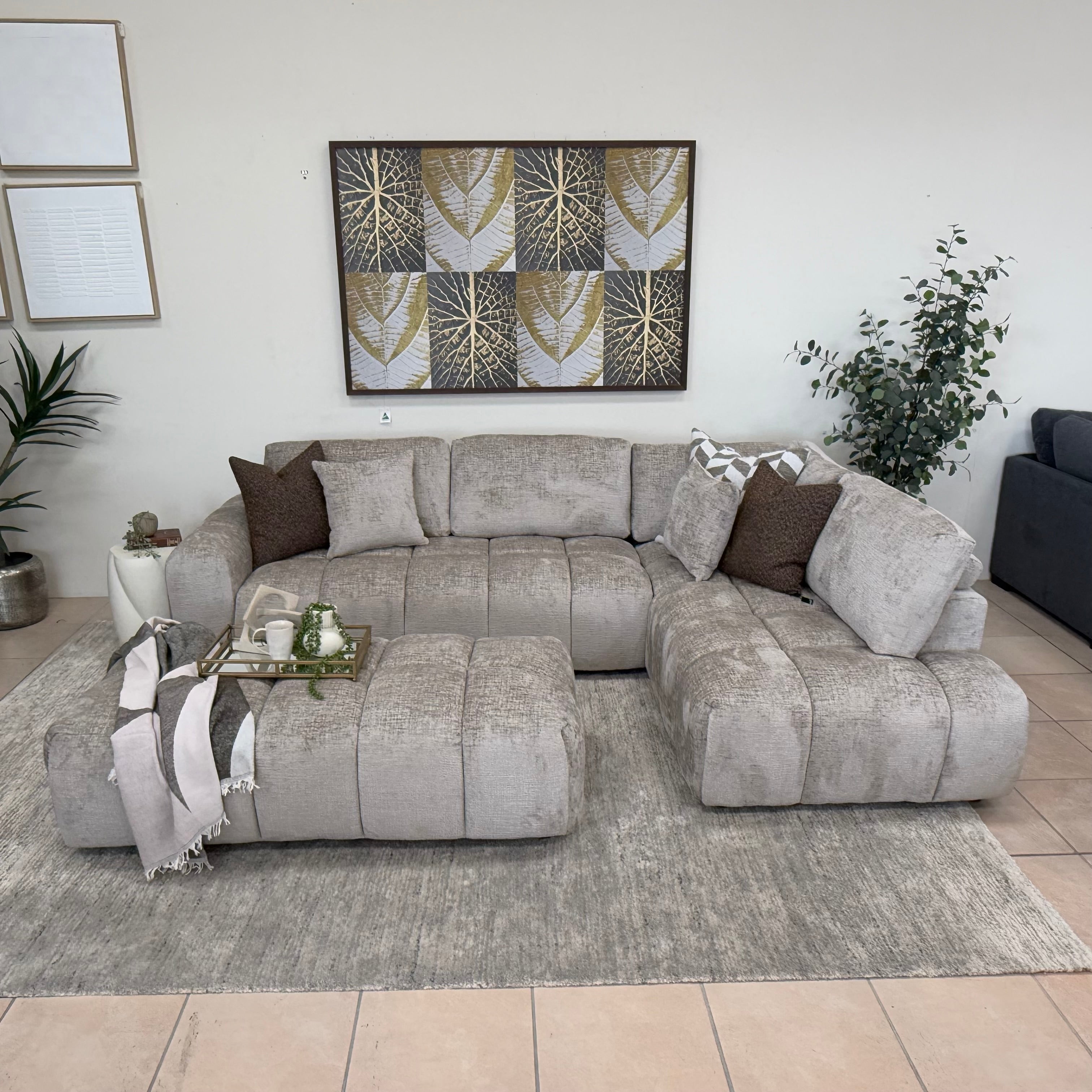 Bubble Right Side Chaise In Taupe